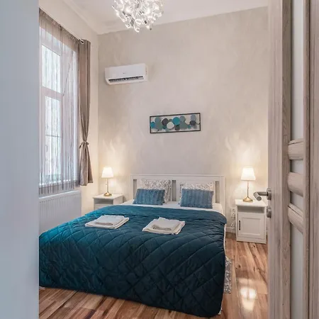 בודפשט Exclusive Sauna-Equipped Residence Near St Stephen'S Basilica מראה חיצוני תמונה