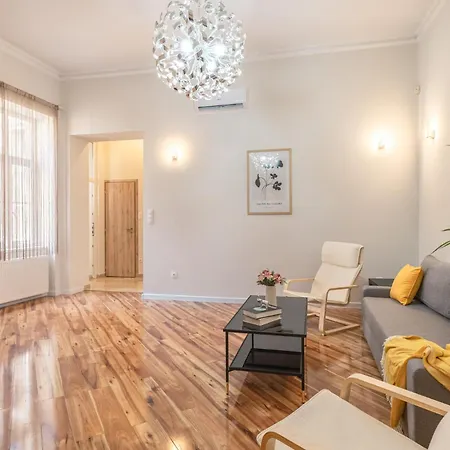 בודפשט Exclusive Sauna-Equipped Residence Near St Stephen'S Basilica מראה חיצוני תמונה